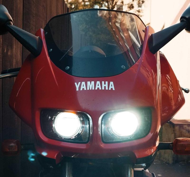 Yamaha FZS600 Fazer Mounting plate for lens