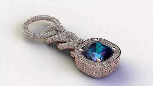CHAIN NECKLACE