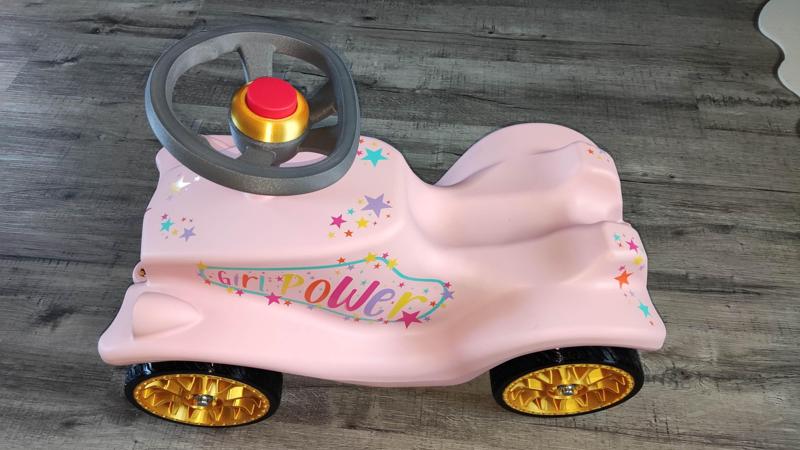 Bobby Car sports steering wheel