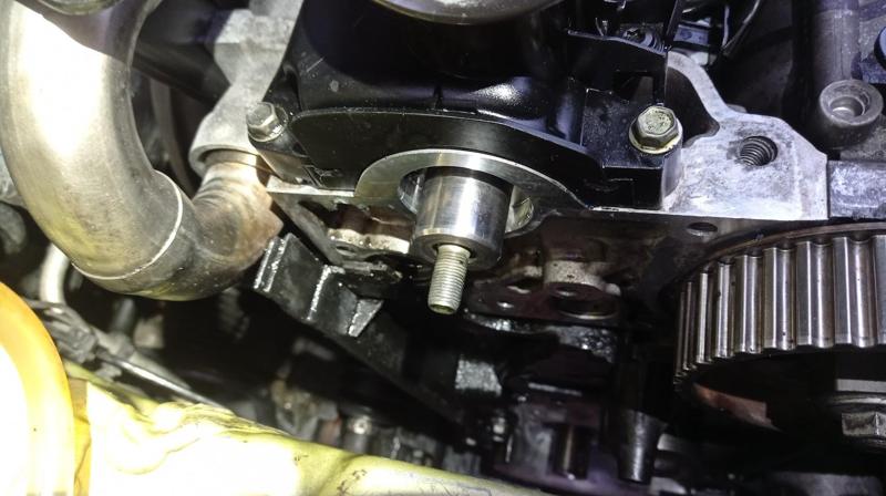 tool to assemble the sealing ring / camshaft seal Renault 1.5 dci engine