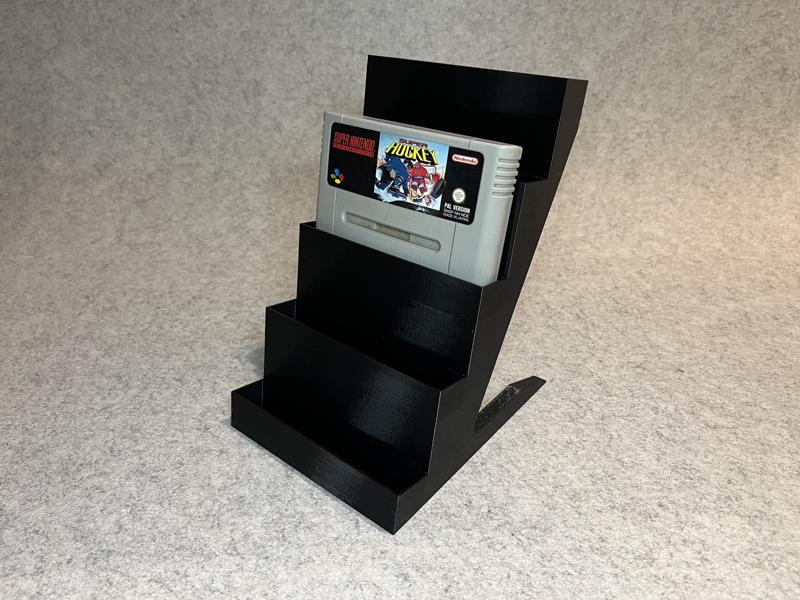 Display stand holder for 5 Nintendo SNES games