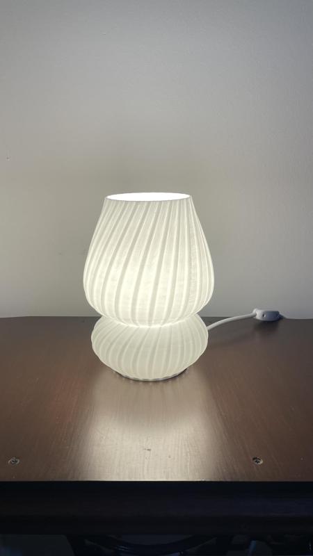 Curved lamp