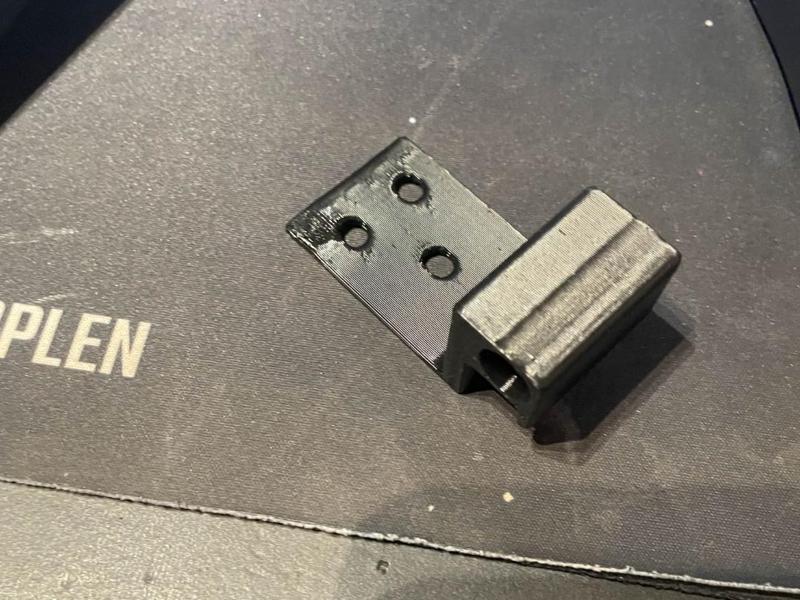 headset cableholder for micro-usb and usb-c