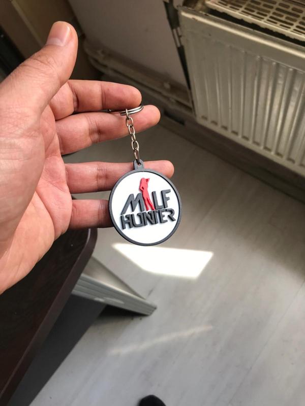 MILF HUNTER KEYCHAIN