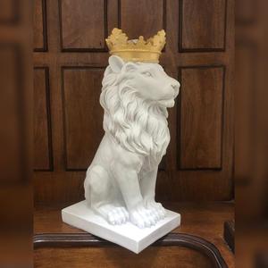Lion Majesty