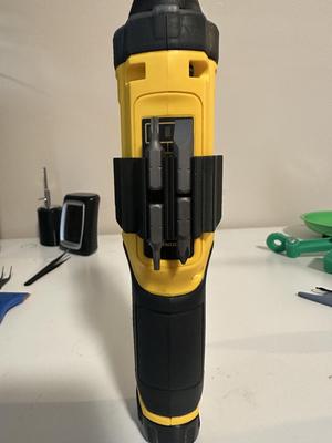 Dewalt 8v MAX Screwdriver Bit Holder