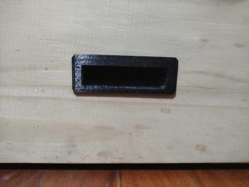 Recessed handle for drawer