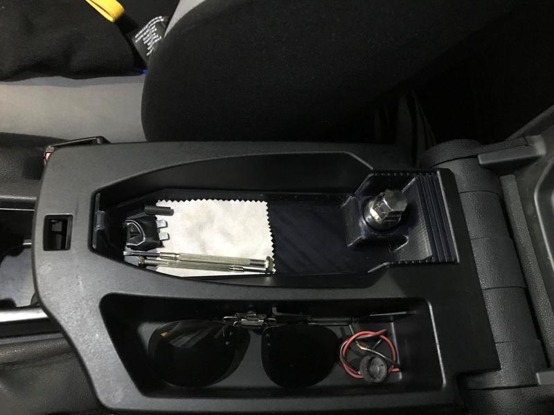 BMW E87 E88 all  Object holder