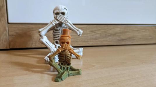 Skeleton with Tophat   