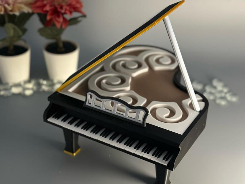 Harmonie the Piano