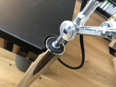 Artemide Tolomeo USM Leg Holder Lampenzapfen