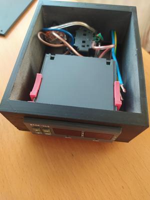 krabica pre STC-3018