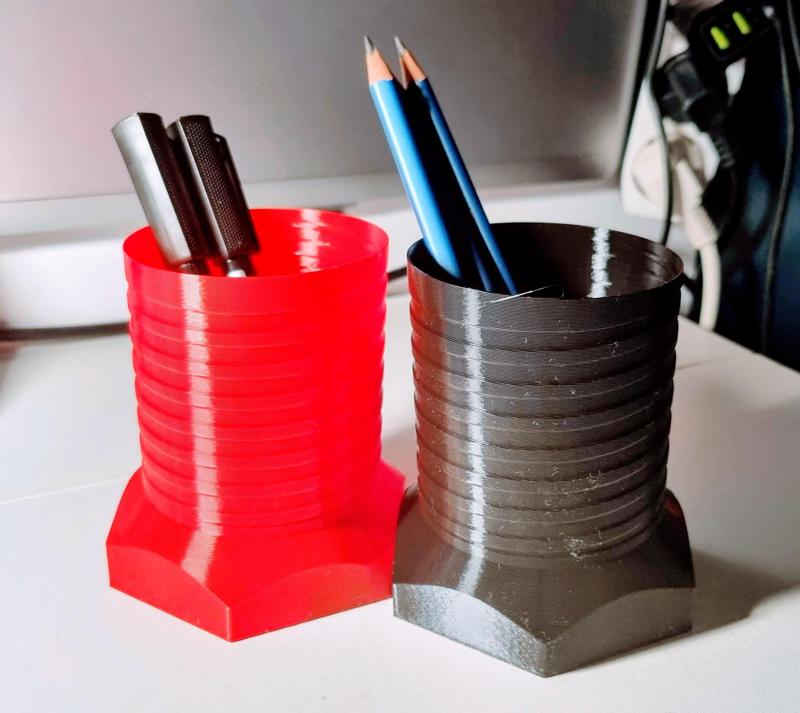 NOZZYLLA VASE CUP