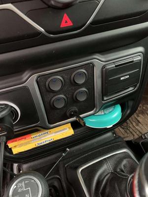 Jeep JL Switch Pannel 