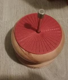 Bead carousel cover