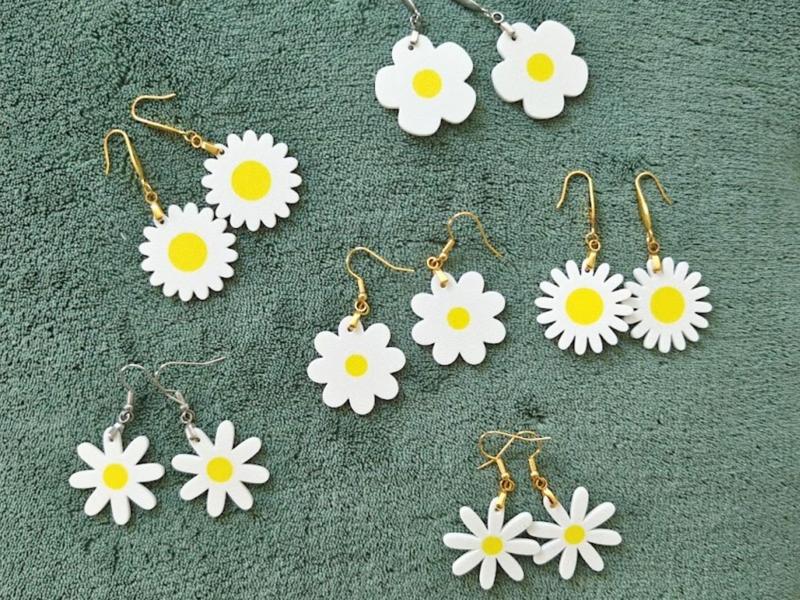 Daisy earrings