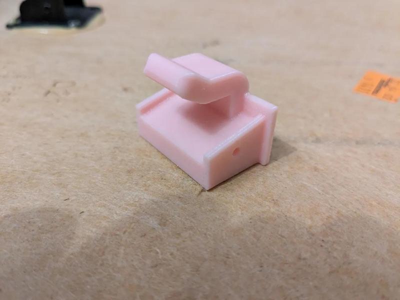 Audi A4 B6 Front Seat Back Panel Clip   