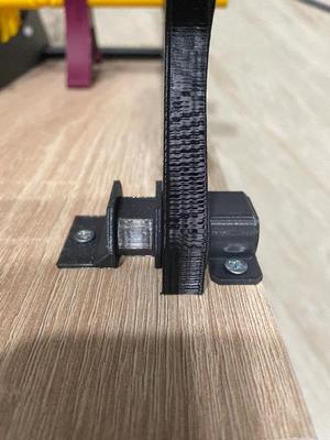 Crossbar for fixing on a board   