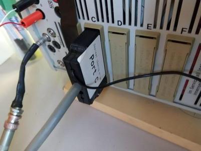 Metrohm edge connector plug shell