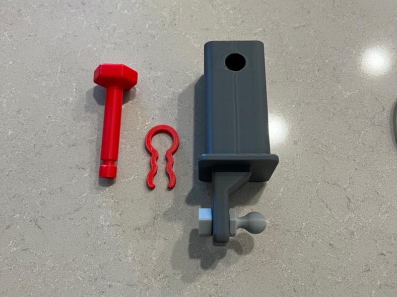 1 1/4 Hitch Cover Mini Ball