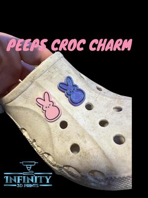 PEEPS CROC CHARM 