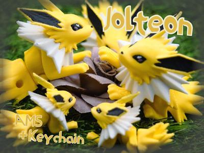 Articulated Jolteon + Keychain