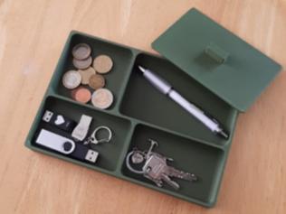 Pocket emptier/ Tray