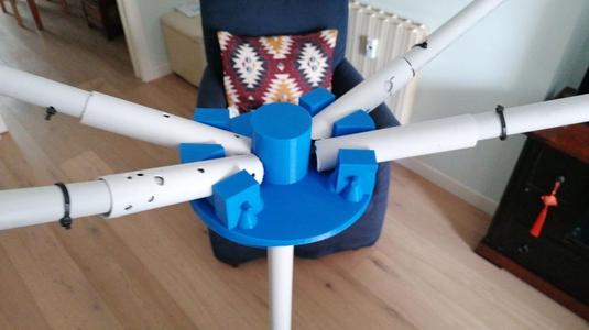 Supporto per antenna Moxon da inserire su tubo diam. 32 mm