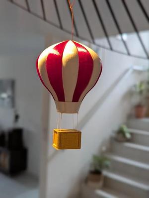 Hot-air balloon basket   