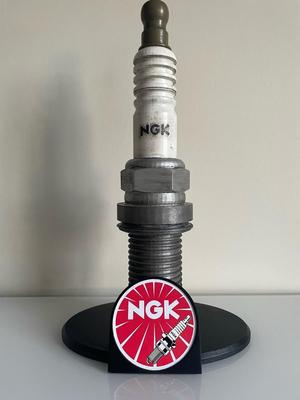Big Sparkplug Display