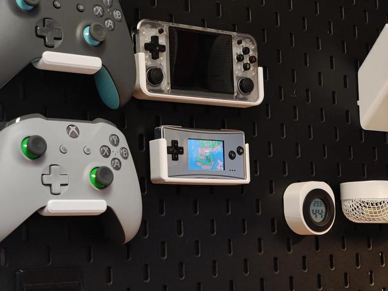 Gameboy micro Skadis Mount   