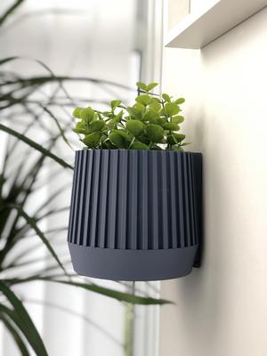 Wall Mount Plant Pot - Vertical Lines Design 