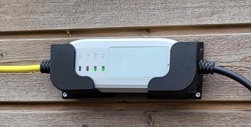 Volkswagen (ID.4) granny charger mount/holder (sideways)