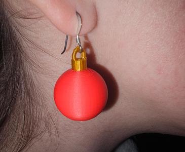 Cute Christmas Bauble Earrings!