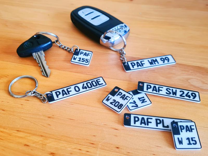 Parametric car/motorcycle license plate keychain (Nummernschild/Kennzeichen) (commercial use)