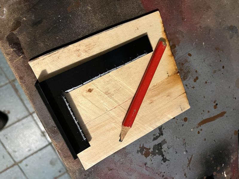 Uhelnice, vyngl, uhelnik, pravitko