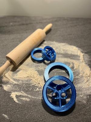 Linzer Cookie Cutter