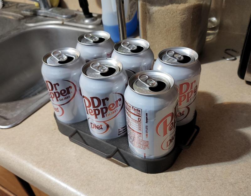 Soda can carrier + rinser