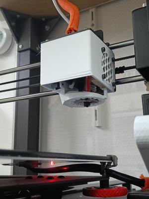 Anycubic i3 Mega - circular part cooling fan duct - adjusted for original hotend cover