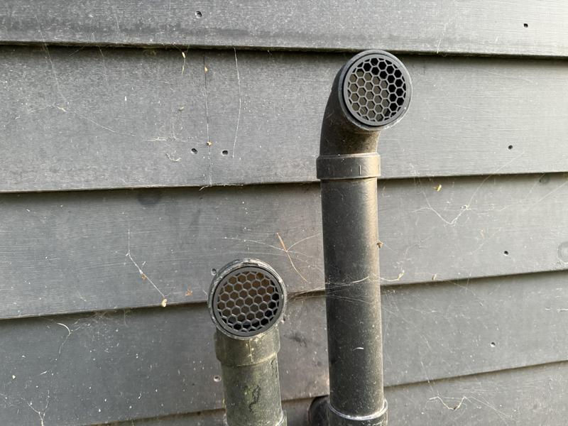 Honeycomb Vent Pipe Grill