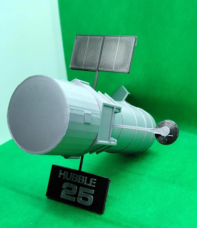 Hubble Space Telescope 25th Anniversary Model