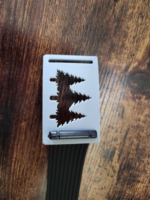 Grip6 Tree Belt Buckle