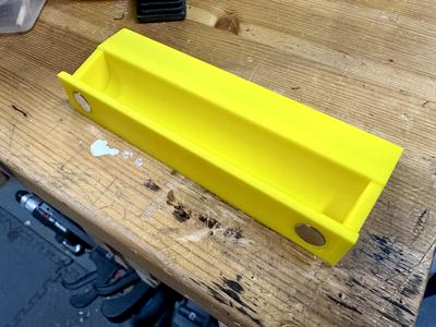 Bambu Lab Bin for Debris Removal with Magnets