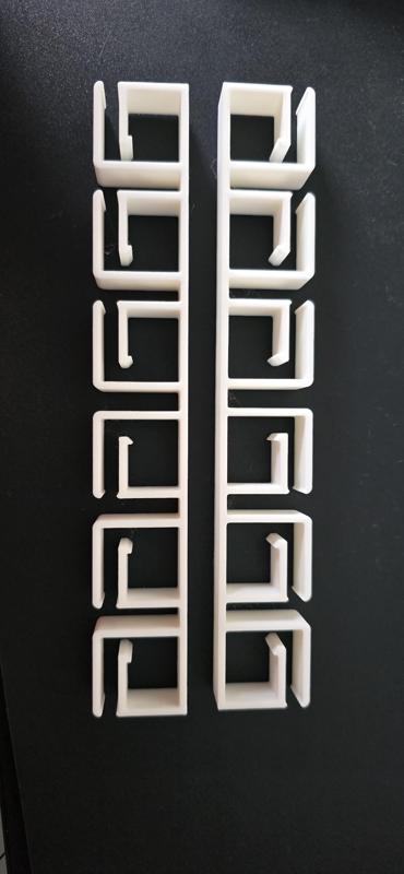 Kabel Halter / Cable Management