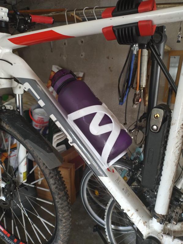 1.5l bottle holder for bycicle