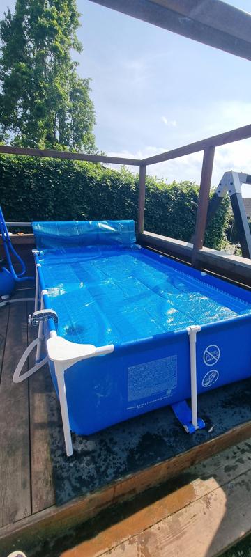 Pool cover roller