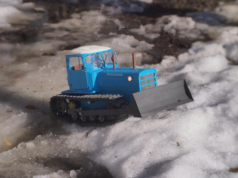 RC Soviet tractor DT-75 Kazakhstan (1\10 scale)