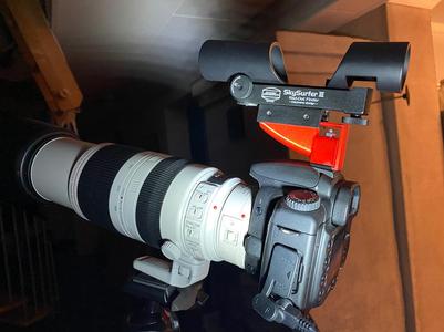 Lightning shoe mount for red spot viewer
