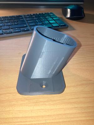 Makita 12V-battery wallmount