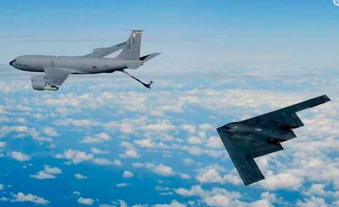 B-2 + KC-135